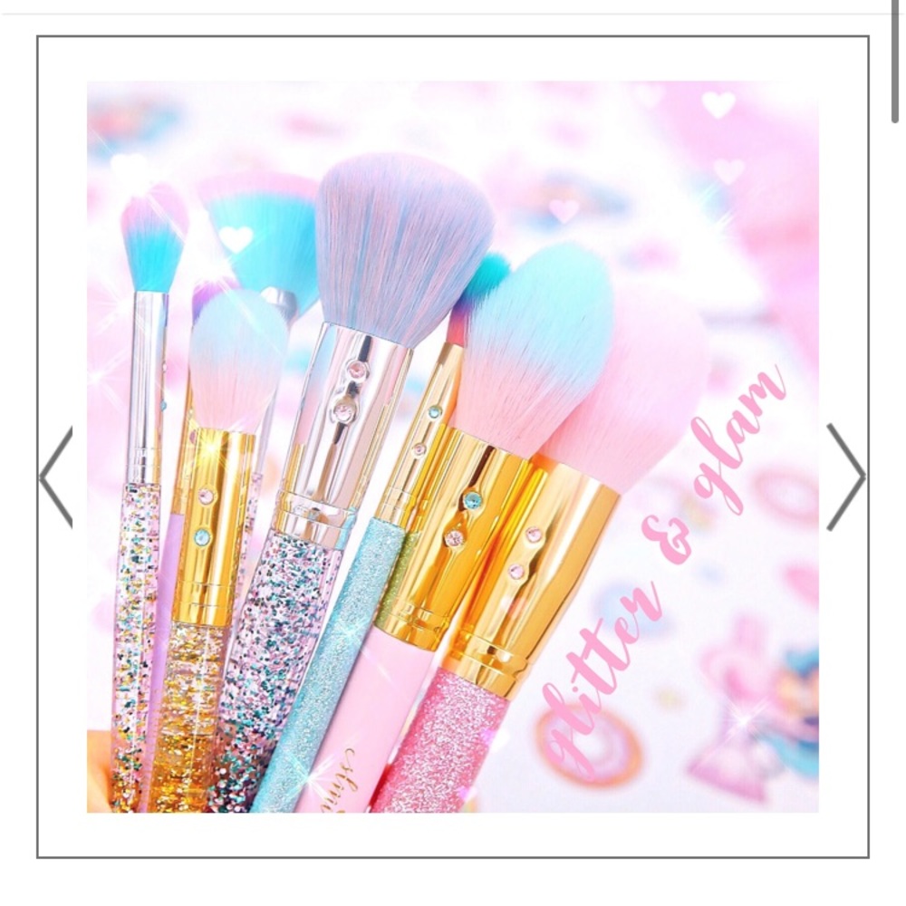 SLmissGlam 7 piece brush set 💖